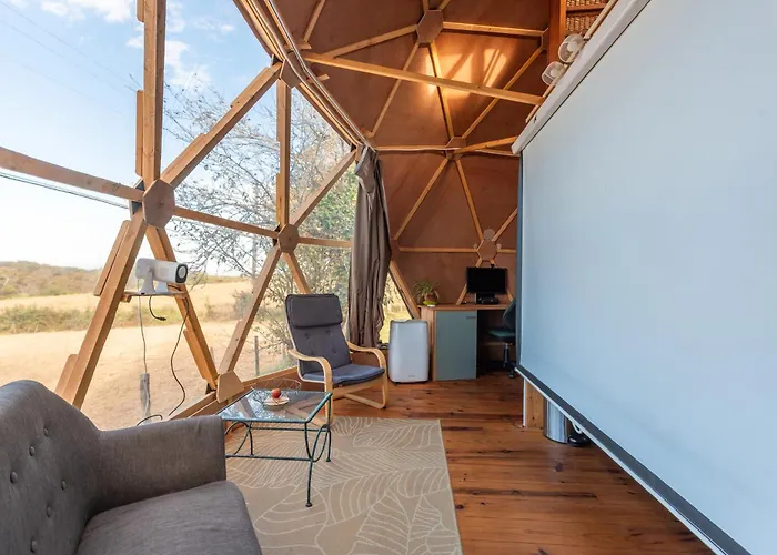 Dome Geodesique Insolite Confort 세르 카스테