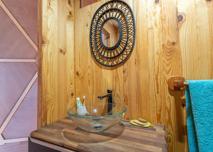 Dome Geodesique Insolite Confort 펜션 세르 카스테